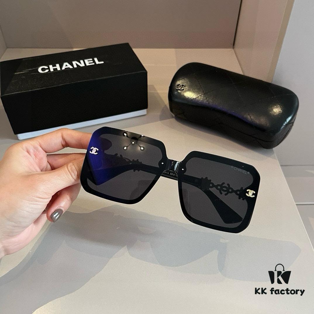 Chanel Sunglasses Elegant and Lightweight Design, Flattering Face Shape Fit