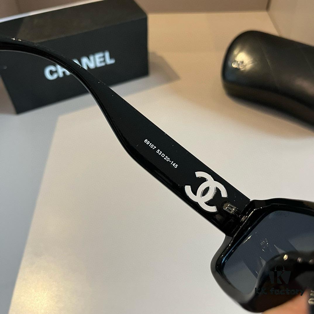 Chanel Sunglasses, absolutely in love, instantly elevate your presence, remarkably slimming effect on face, large-frame design yet lightweight, perfectly curved temples for a comfortable, feather-light wear!