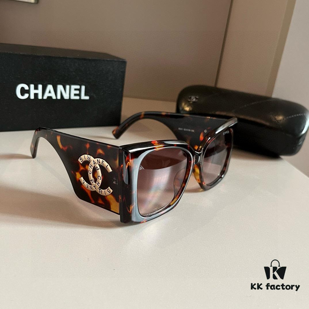 Chanel Sunglasses, Absolutely In Love, Perfect Fit with a Strong Presence, Makes Face Look Slim, Large Frame Yet Lightweight, Comfortable and Well-designed Temples
