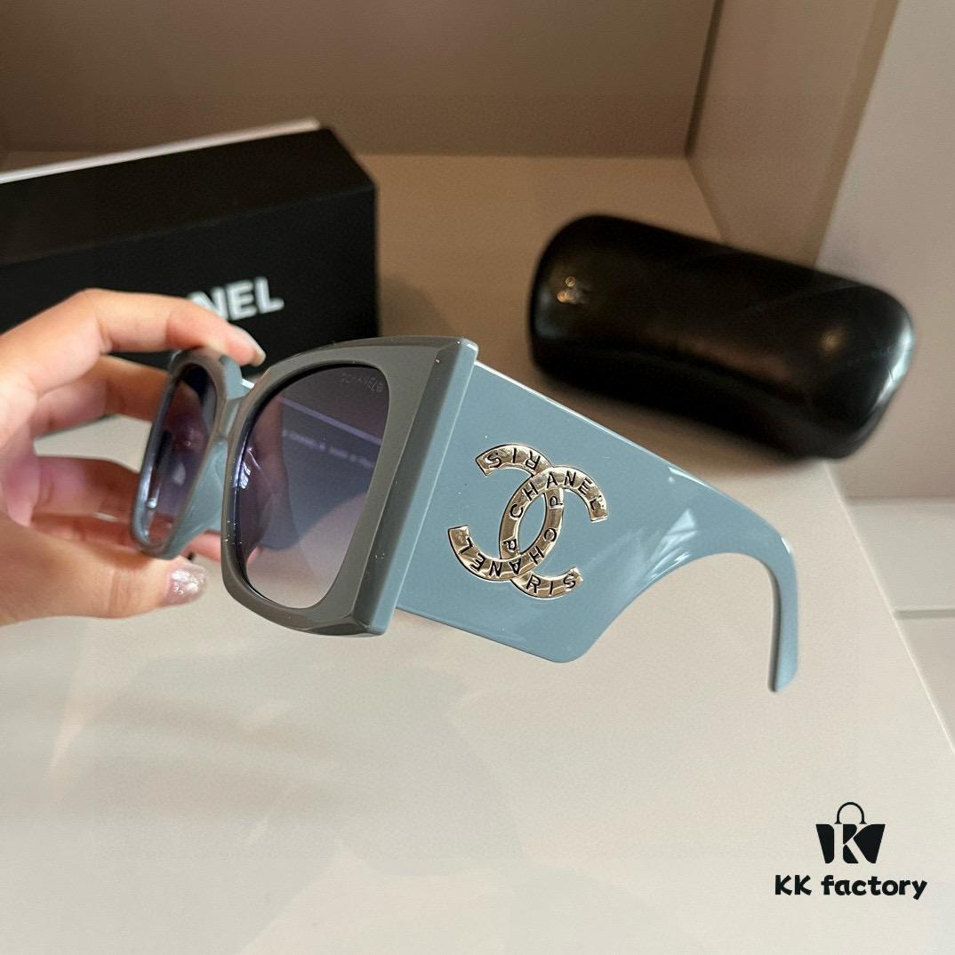 Chanel Sunglasses, absolutely in love, the aura is perfectly on point when worn, makes the face look incredibly slim, large-frame design yet lightweight, temples perfectly curved for a comfortable, feather-light fit!