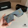 Chanel Sunglasses, absolutely in love, the aura is perfectly on point when worn, makes the face look incredibly slim, large-frame design yet lightweight, temples perfectly curved for a comfortable, feather-light fit!