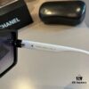 Chanel Popular Pearl-Temple Sunglasses, Xiaohongshu Trending Style, Fashionable Designer-Inspired Sun Glasses