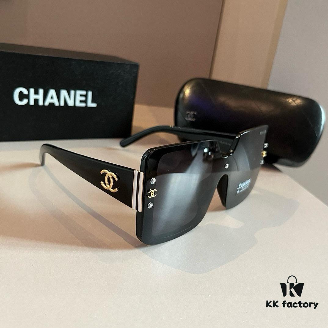 Chanel Sunglasses 🕶️, Super Nice, Essential for Driving and Travel, Must-Have Eyewear to Flatter Facial Features