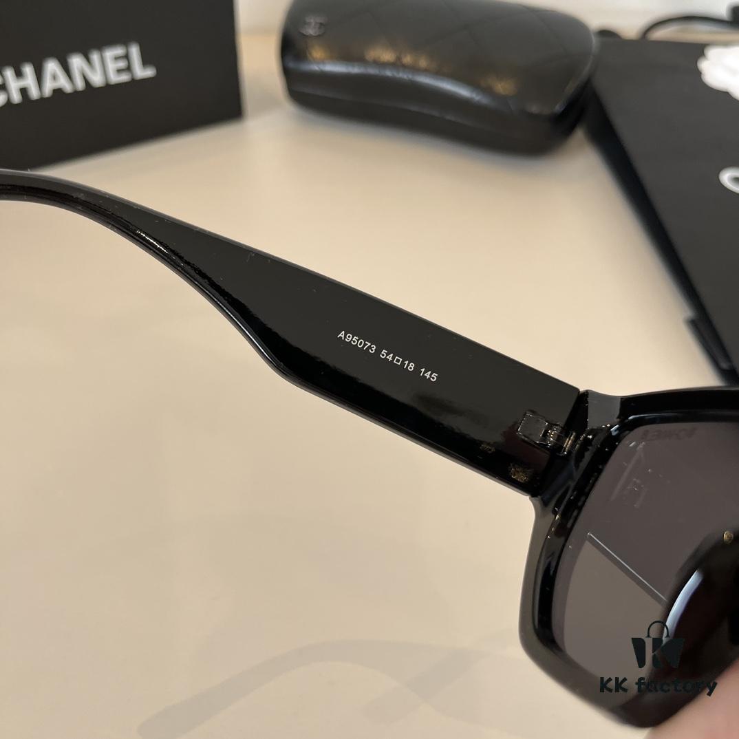 Chanel Popular Trending Sunglasses, Same as Xiao Hong Shu's Hottest Style This Year, Fashionable Celebrity-Favorite Shades