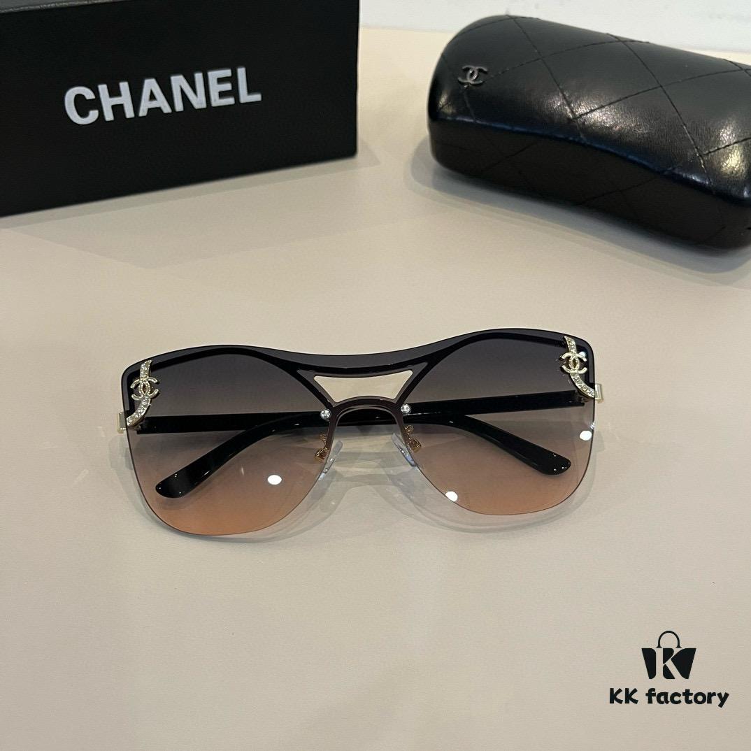 Chanel Sunglasses, Ultra-High-End Custom Design, Essential Eyewear for Traveling and Driving