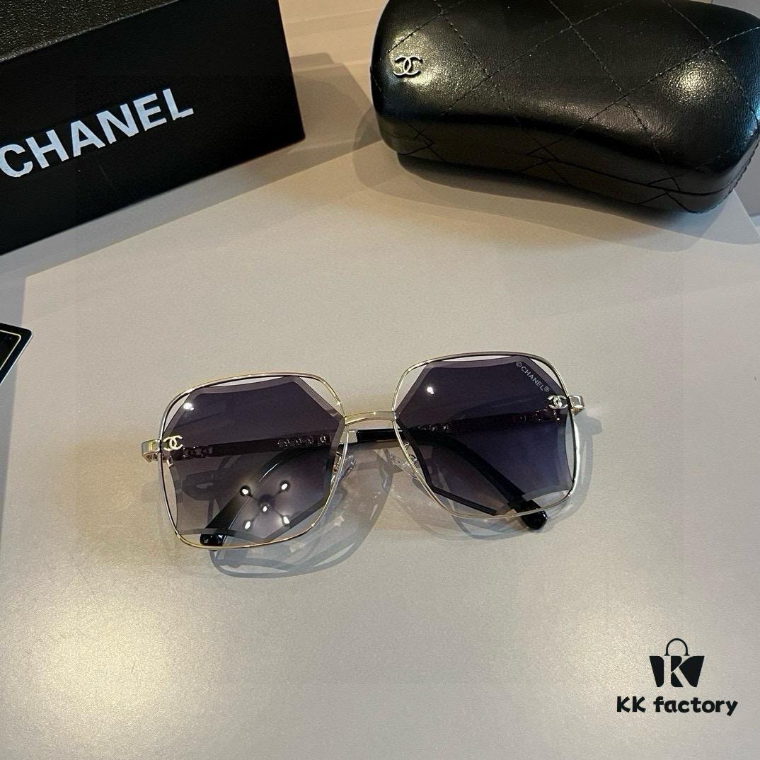 Chanel Sunglasses for Round Faces, Oversized Frame Sun Glasses 2024 New Arrival, Flattering and Slimming Design