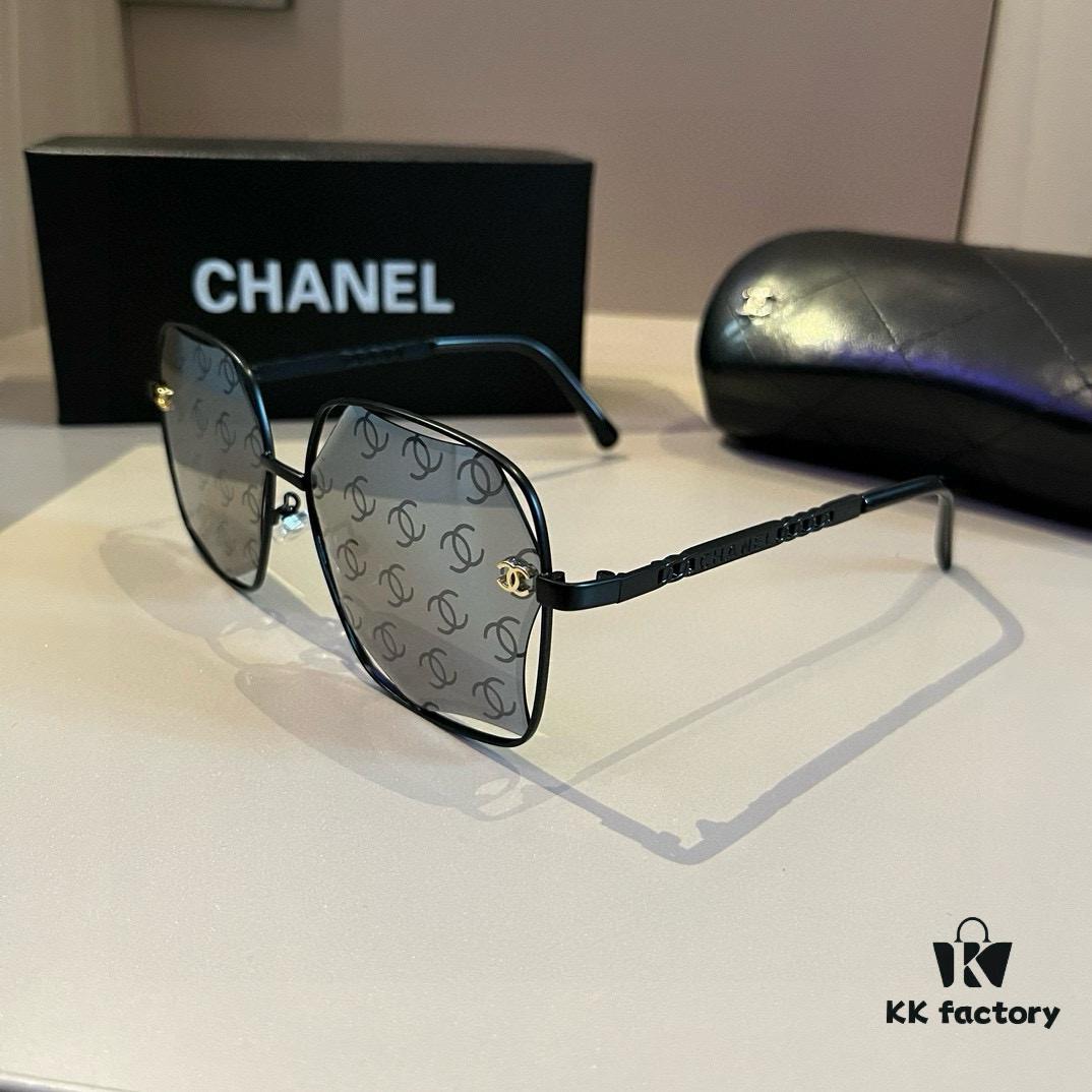 Chanel Sunglasses for Round Faces, Oversized Frame Sun Glasses 2024 New Arrival, Flattering and Slimming Design