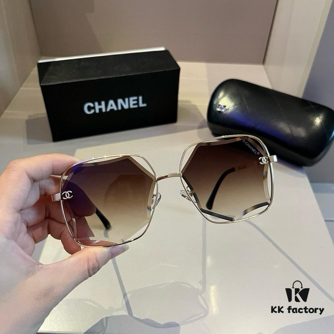 Chanel Sunglasses for Round Faces, Oversized Frame Sun Glasses 2024 New Arrival, Flattering and Slimming Design