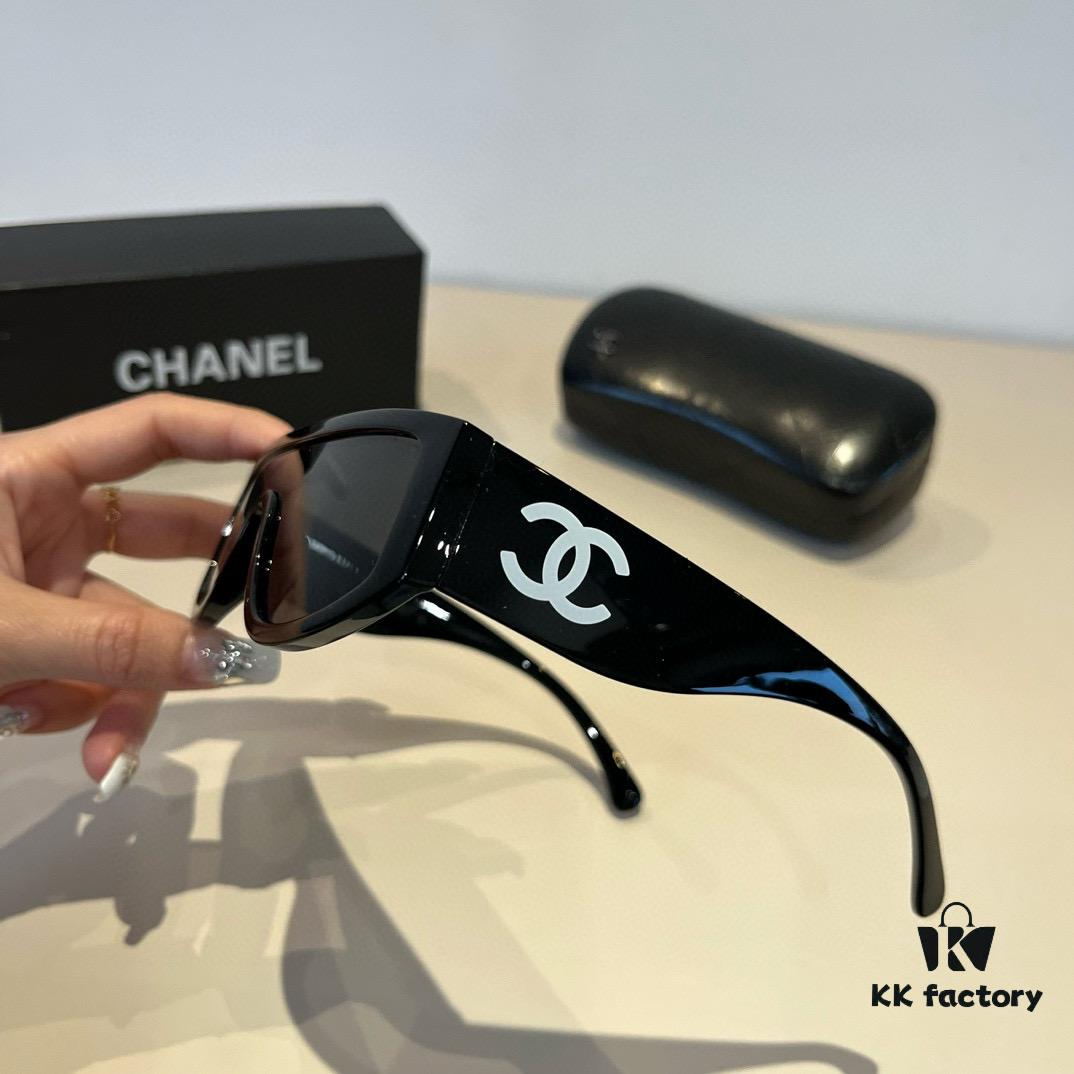 Chanel 2024 New Arrival Sunglasses, Must-Have for Travel and Driving, Popular Celebrity Style
