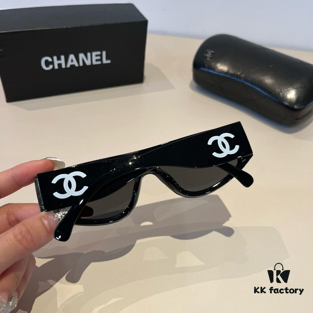 Chanel 2024 New Arrival Sunglasses, Must-Have for Travel and Driving, Popular Celebrity Style
