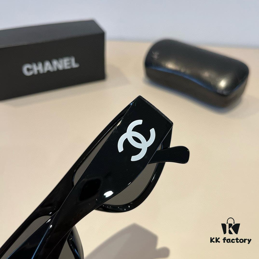 Chanel 2024 New Arrival Sunglasses, Must-Have for Travel and Driving, Popular Celebrity Style