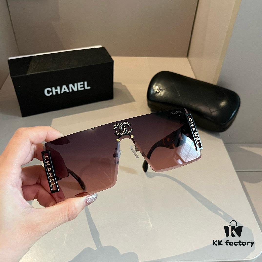 Chanel Sunglasses 🕶️, Super Nice, Essential for Driving and Travel, Must-Have for Flattering Facial Features