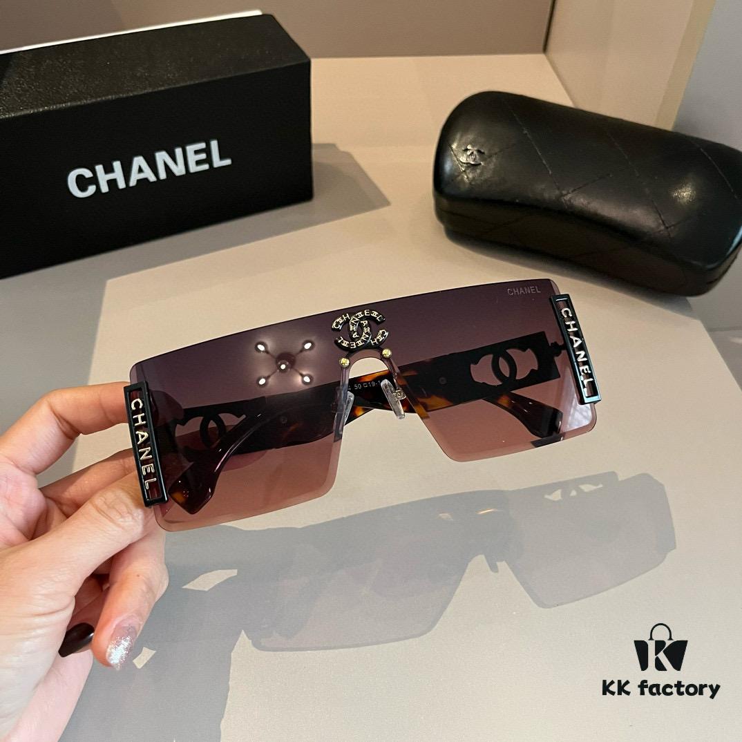 Chanel Sunglasses 🕶️, Super Nice, Essential for Driving and Travel, Must-Have for Flattering Facial Features