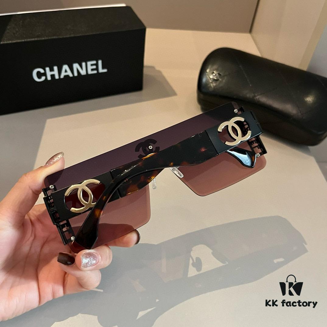 Chanel Sunglasses 🕶️, Super Nice, Essential for Driving and Travel, Must-Have for Flattering Facial Features
