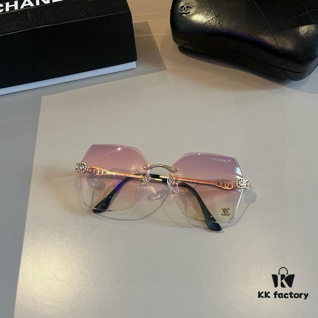 Chanel Popular Bestseller Xiaohongshu Same Style This Year's Hot Item CHANEL Sunglasses Vintage Style Influencer Favorite Designer Shades