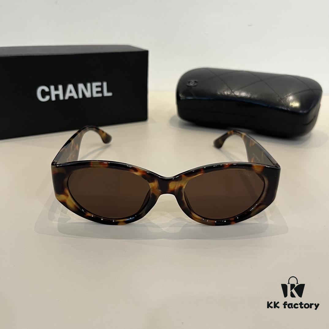 Chanel Cat-Eye Sunglasses, Driving Sun Protection Glasses, Street-Stealing 'Grandma Xiang' Sunglasses