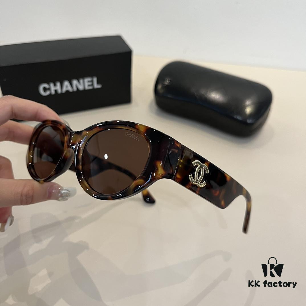 Chanel Cat-Eye Sunglasses, Driving Sun Protection Glasses, Street-Stealing 'Grandma Xiang' Sunglasses
