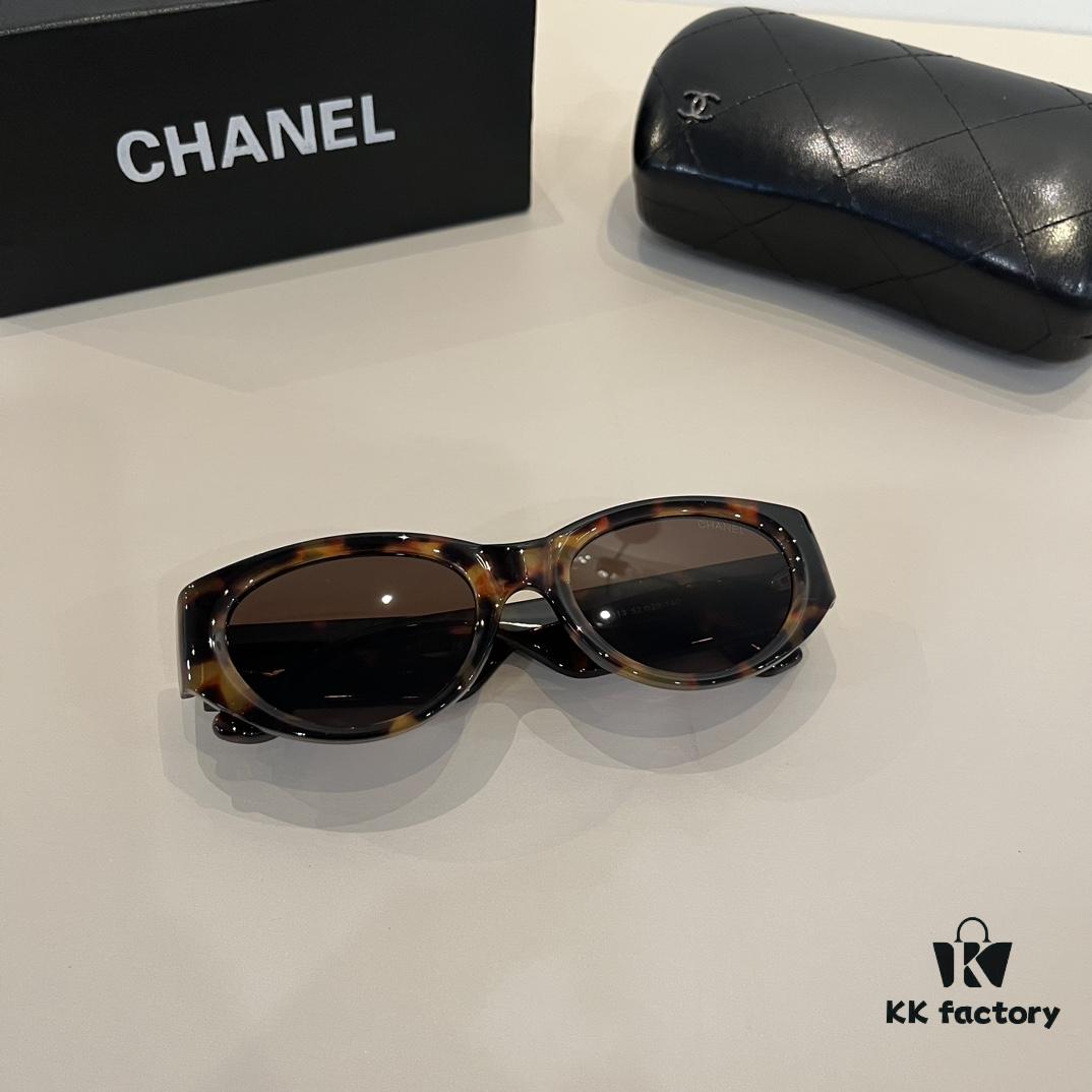 Chanel Cat-Eye Sunglasses, Driving Sun Protection Glasses, Street-Stealing 'Grandma Xiang' Sunglasses
