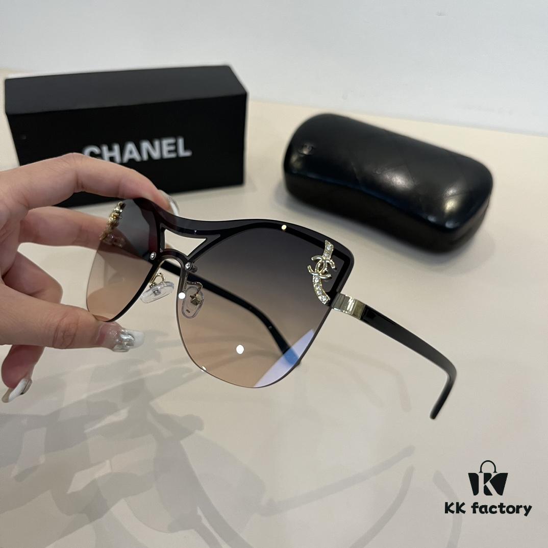 Chanel Sunglasses, Ultra-High-End Custom Design, Essential for Travel and Driving