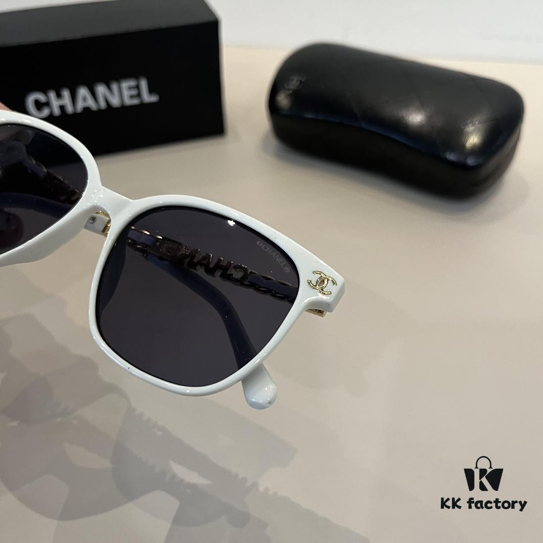 Chanel Elegant Style Sunglasses, Highly Sought-After Sun Protection Glasses for Driving and Daily Wear