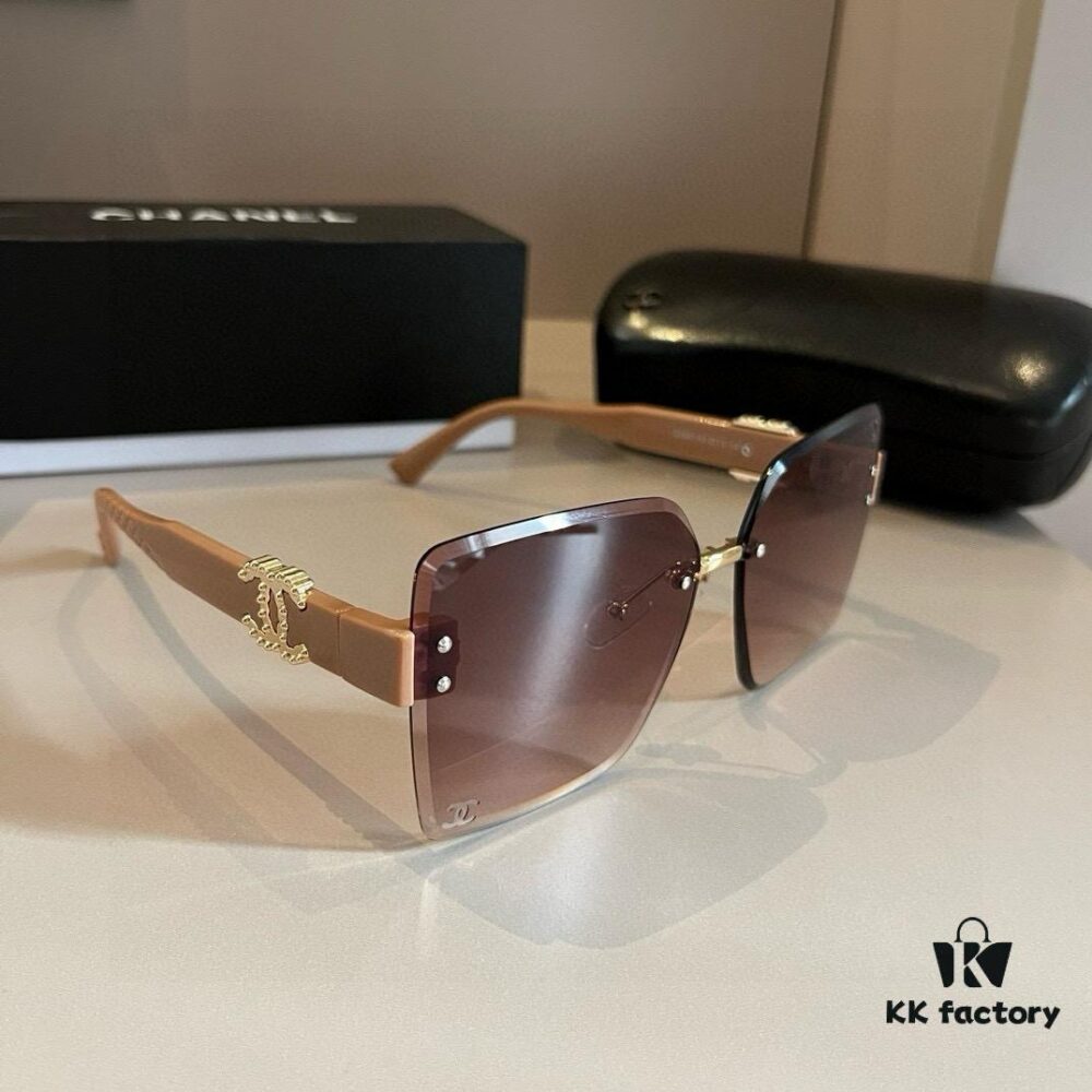 Chanel Popular Best-Selling Sunglasses, Stylish Sun Protection Glasses That Flatter Facial Features