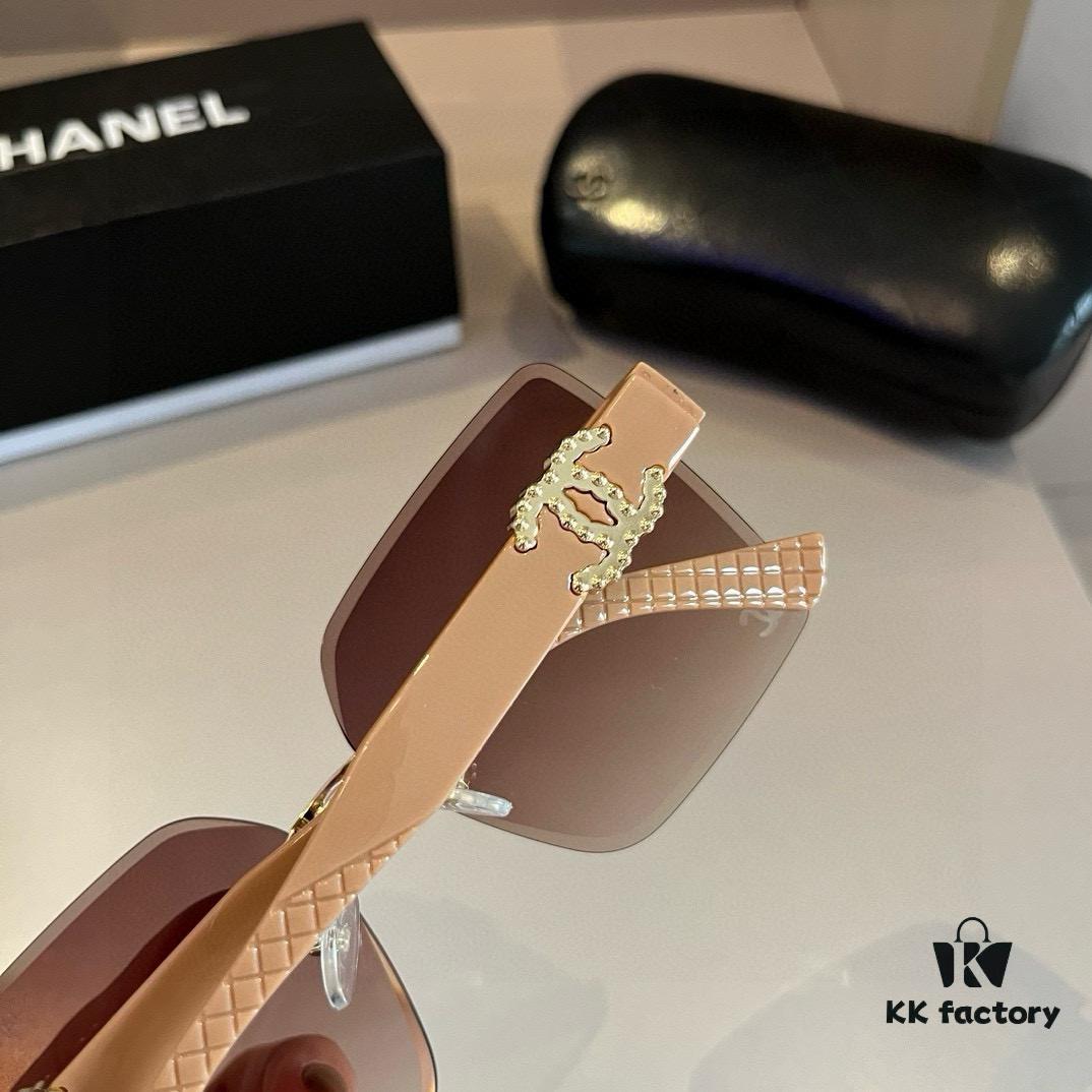 Chanel Popular Best-Selling Sunglasses, Stylish Sun Protection Glasses That Flatter Facial Features