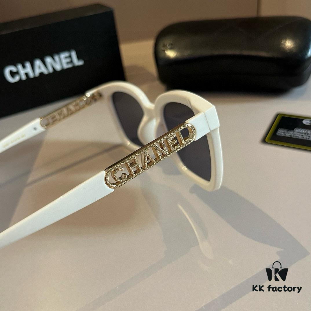 Chanel Feminine Sunglasses, Influencer's Style Sun Glasses