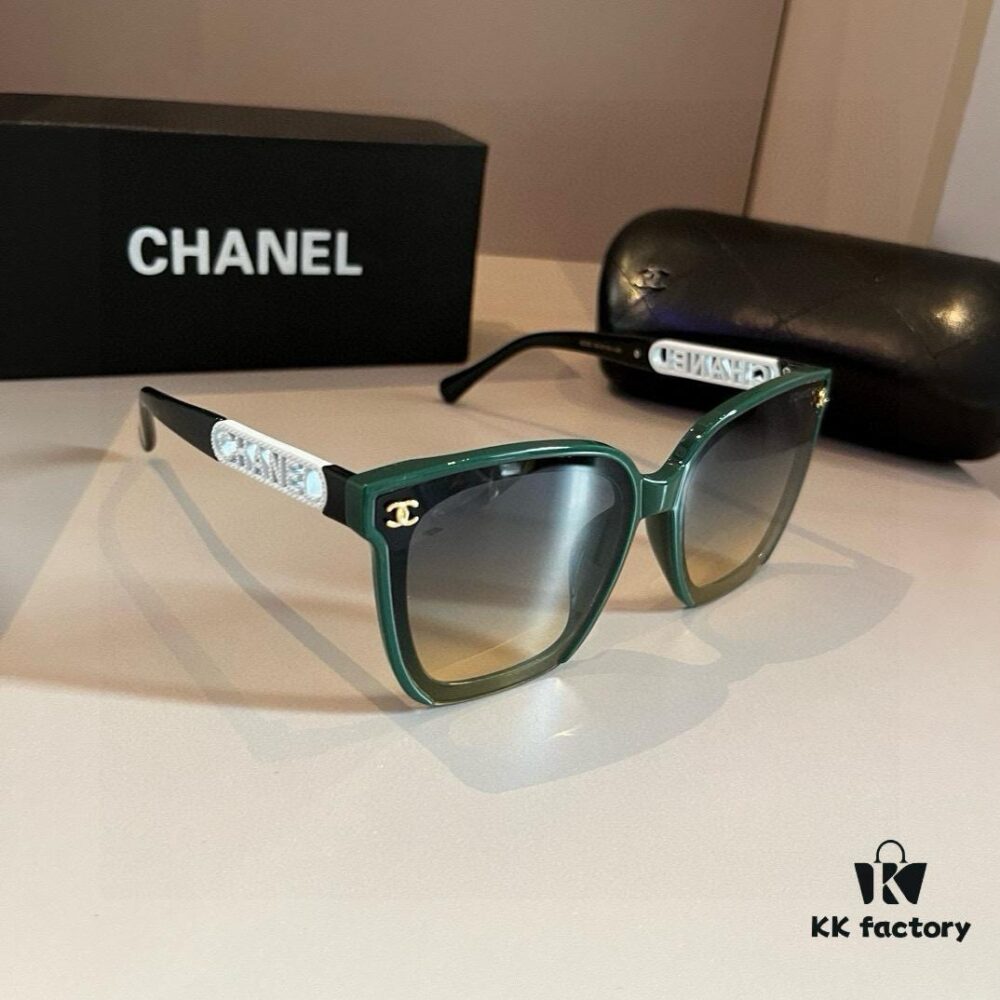 Chanel Feminine Sunglasses, Influencer's Style Sun Glasses