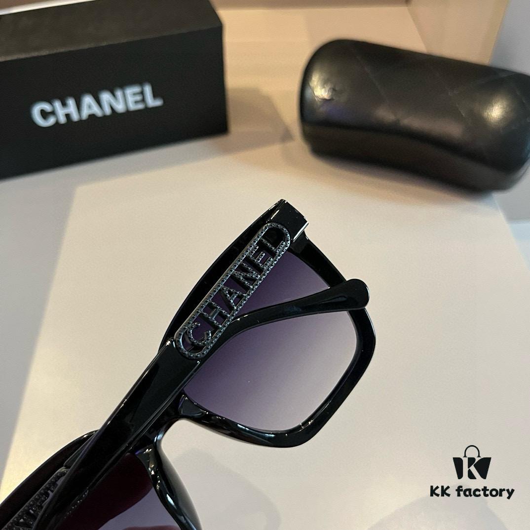 Chanel Feminine Sunglasses, Influencer's Style Sun Glasses
