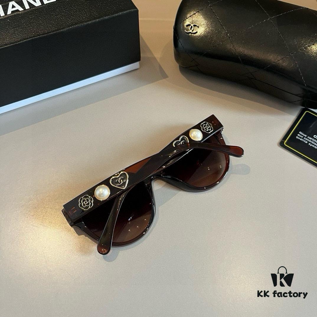 Chanel Pearl Heart-Temple Sunglasses, Official Style Custom-Made Eyewear