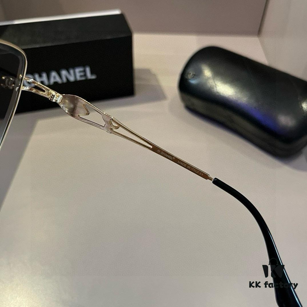 Chanel 2024 New Large-Frame Sunglasses, Flattering Round and Full Face Shapes, Stylish and Slimming