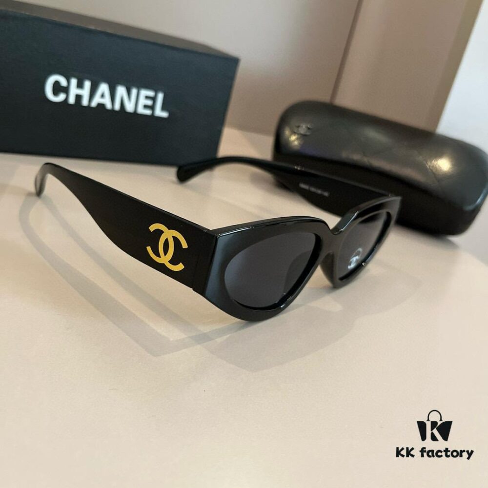 Chanel 2024 New Arrival Sunglasses, Must-Have for Travel and Driving, Worn by Numerous Celebrities