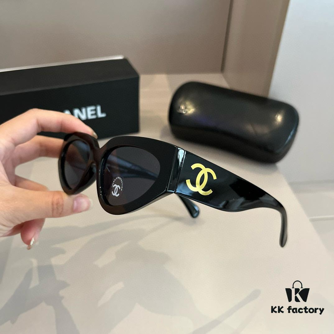 Chanel 2024 New Arrival Sunglasses, Must-Have for Travel and Driving, Worn by Numerous Celebrities