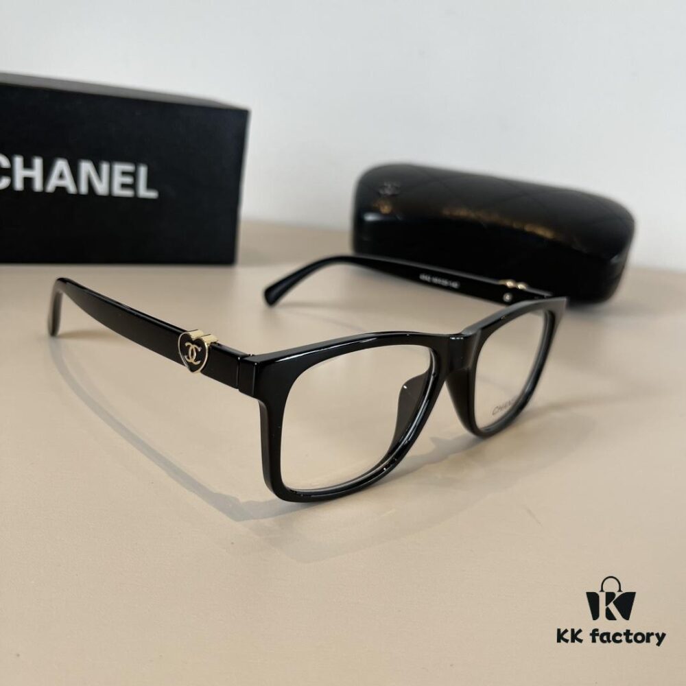 Chanel New Arrival Sunglasses, Favored by Fashion Icons and Socialites, Optical Glasses and Sunglasses
