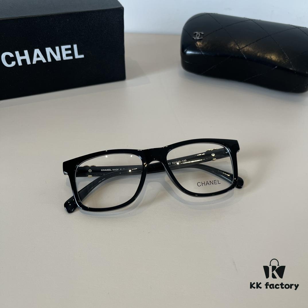 Chanel New Arrival Sunglasses, Favored by Fashion Icons and Socialites, Optical Glasses and Sunglasses