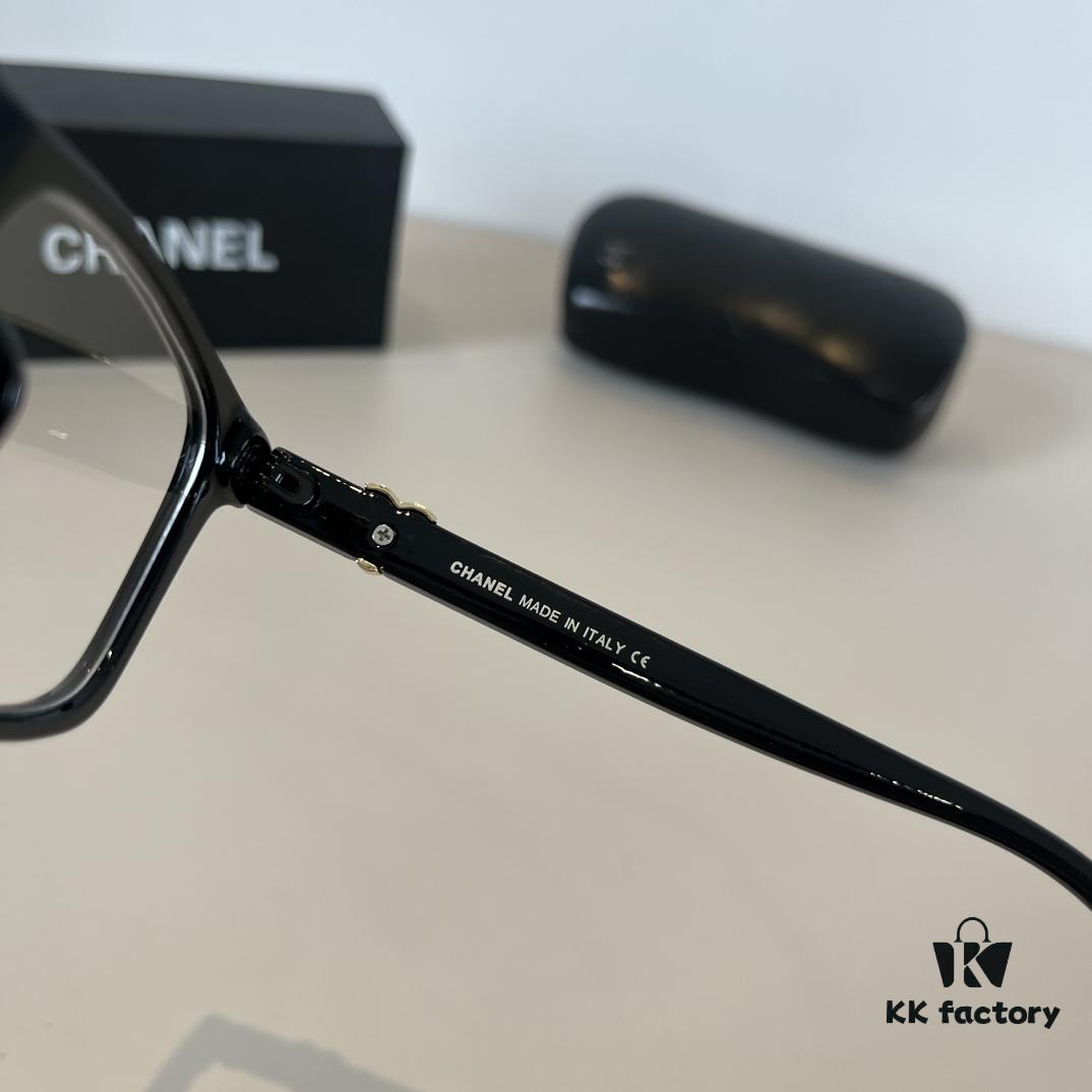 Chanel New Arrival Sunglasses, Favored by Fashion Icons and Style Influencers