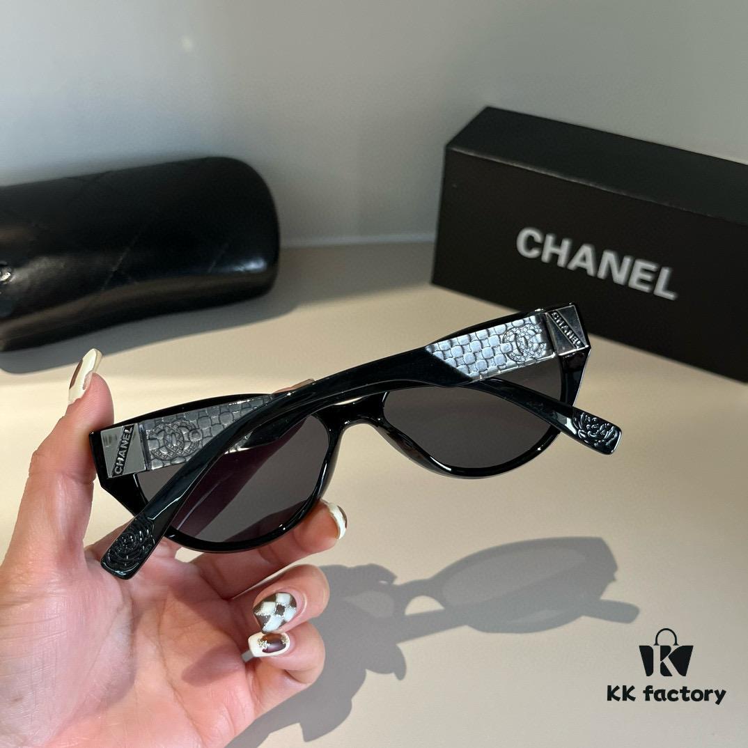 Chanel Feminine Sunglasses, Influencer's Style Sun Glasses