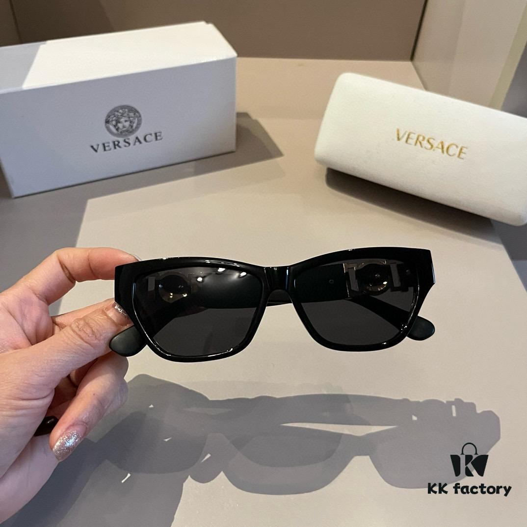 VERSACE New Arrival 🎉 Italian Design, Handcrafted Frames, Unique Temple Design, Stylish and Comfortable Unisex Sunglasses