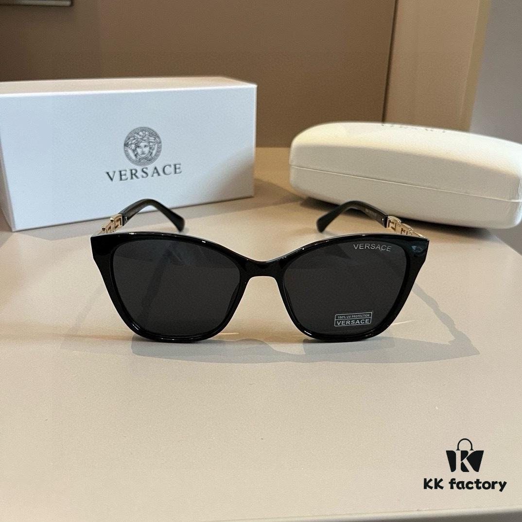 VERSACE New Arrival 🎉 Italian Design, Premium Frame Construction with Unique Temple Design, Simple and Elegant, Unisex Sunglasses