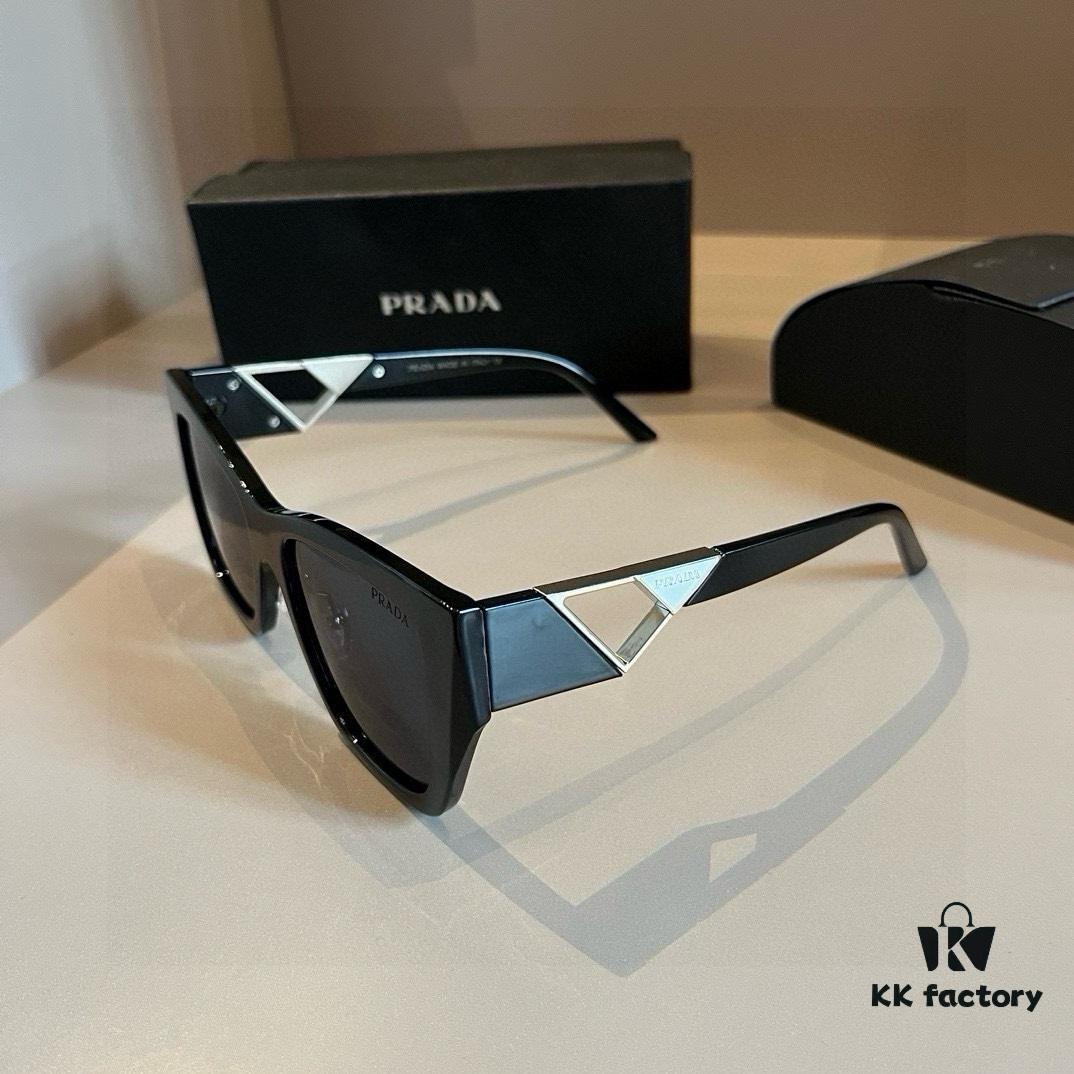 Prada Unisex Sunglasses 🕶️ Eyewear