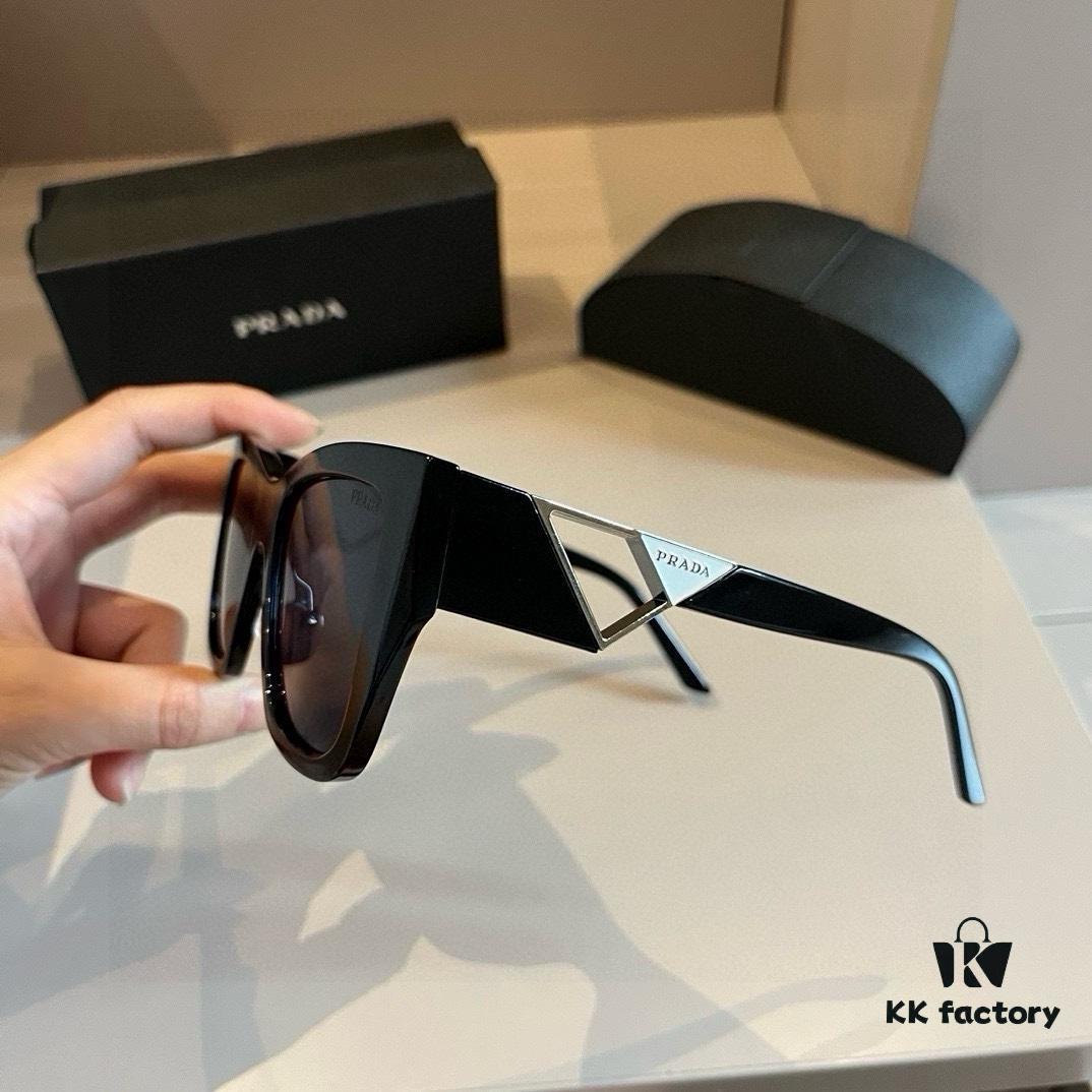 Prada Unisex Sunglasses 🕶️ Eyewear