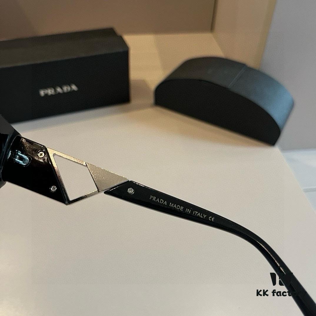 Prada Unisex Sunglasses 🕶️ Eyewear