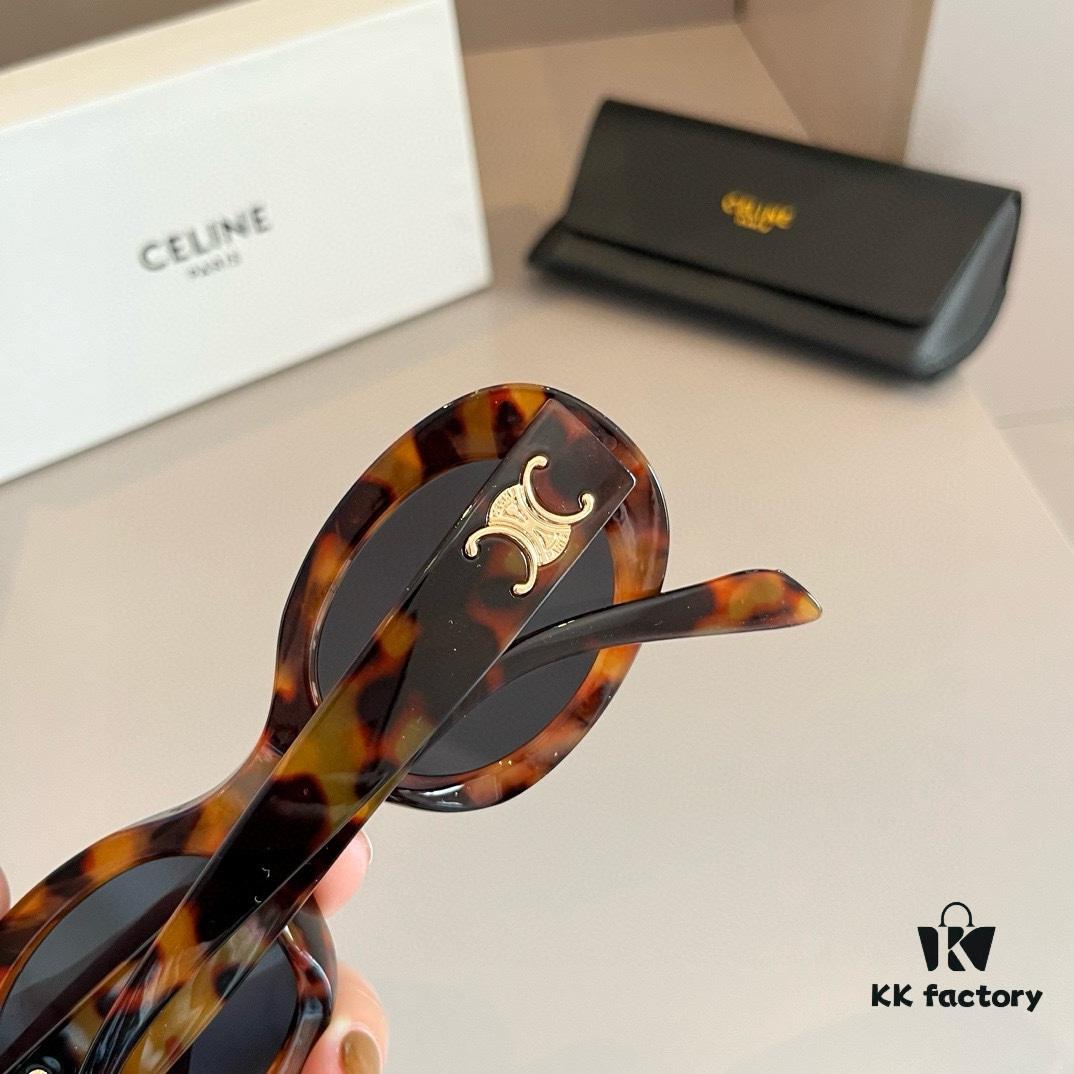 Celine Square Sunglasses, a Game-Changer for Round and Square Faces, Slimming Effect, Flattering All Face Shapes