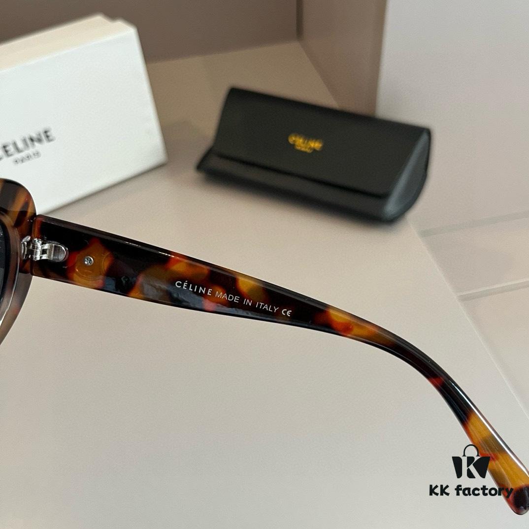 Celine Square Sunglasses, a Game-Changer for Round and Square Faces, Slimming Effect, Flattering All Face Shapes