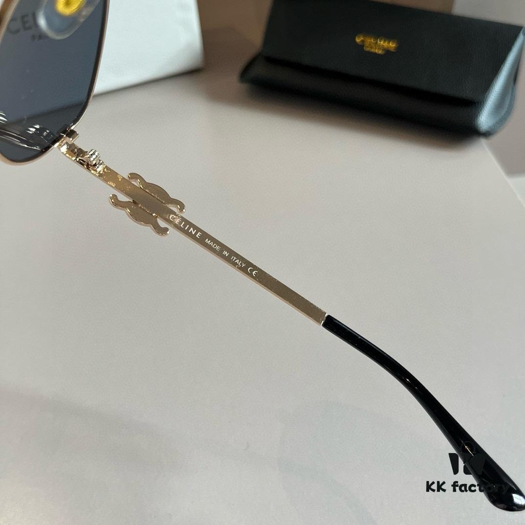 Lisa's Same Celine Retro Round-Frame Sunglasses, Known as the 'Egg Man' Style, Always Popular and Hard to Get