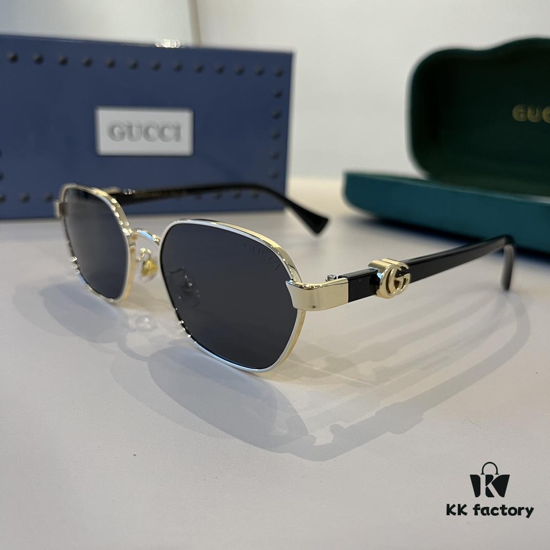 Gucci New Heavyweight Women's Sunglasses with Large Frame and 3D Design for Flattering Facial Contour