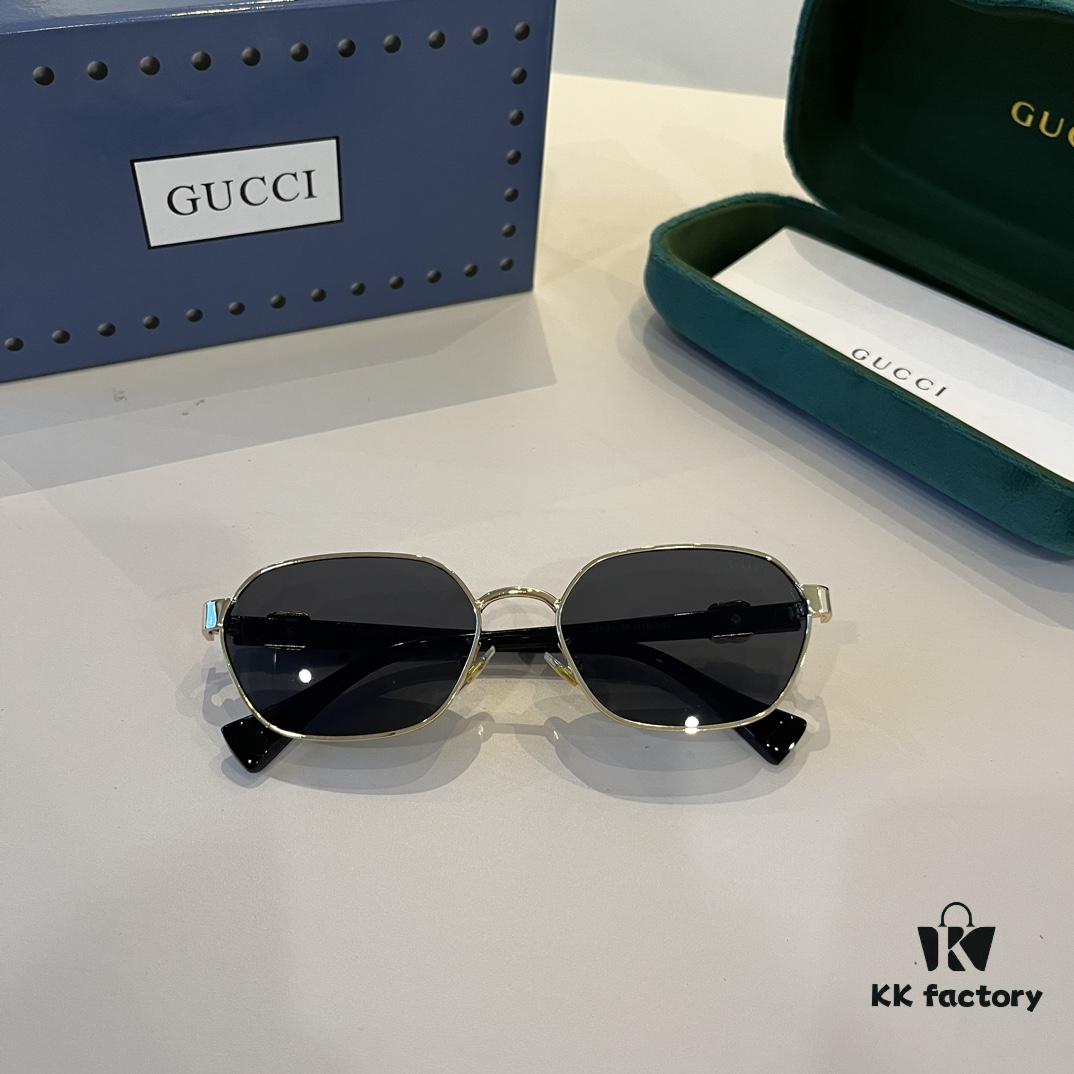 Gucci New Heavyweight Women's Sunglasses with Large Frame and 3D Design for Flattering Facial Contour