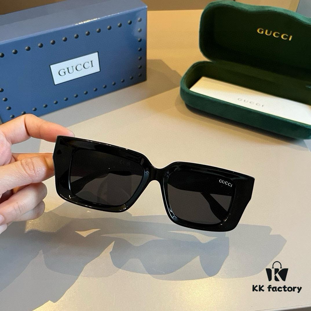 Gucci New Heavyweight Sun Glasses with 3D Design for Face Contouring, Retro and Stylish
