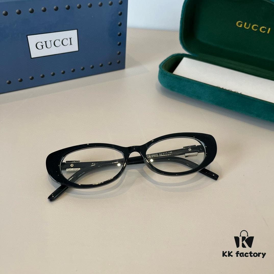 Gucci New Arrival Sunglasses, Polarized Unisex Eyewear with Bola Lenses, Stylish and Flattering on All Face Shapes