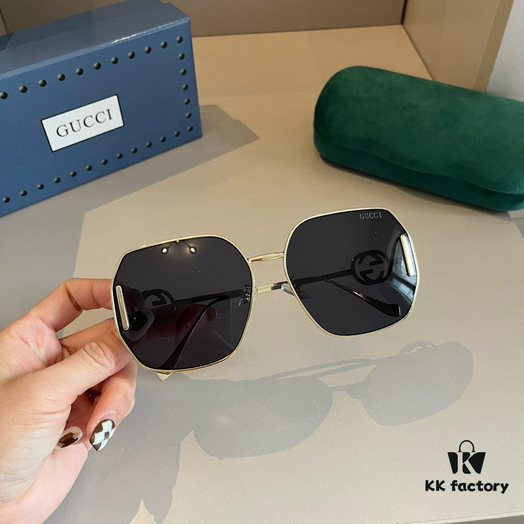 Gucci Fashion Sunglasses, Stylish European and American UV Protection Oversized Sunglasses, HD Dark Lenses, Universally Flattering Smile-Enhancing Unisex Eyewear